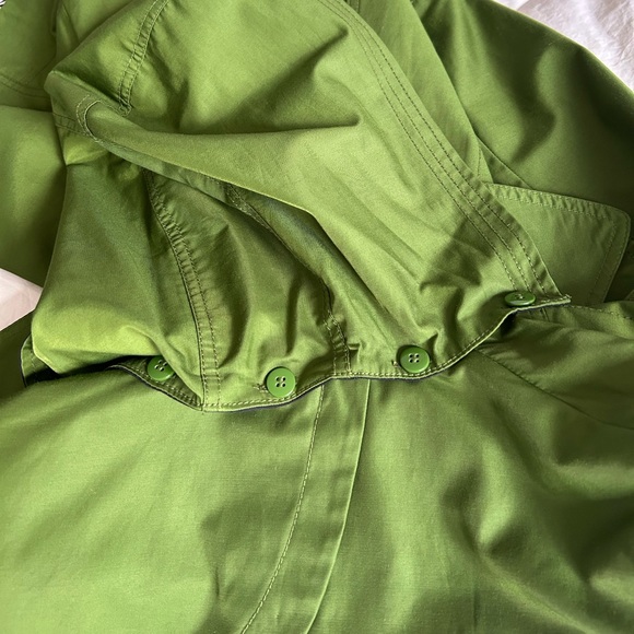 Halifax green raincoat - Picture 6 of 8